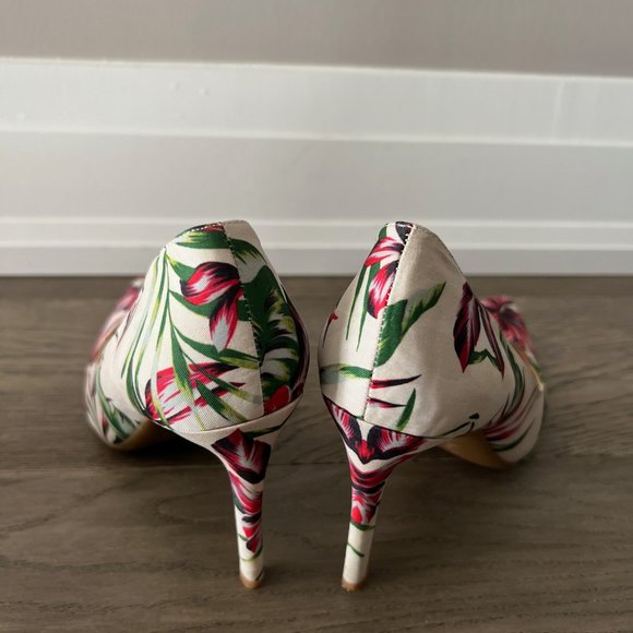 Nine West Floral Heels - Size 8 - Picture 4 of 5